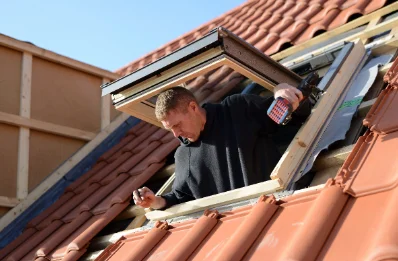 Pose de fenêtres de toit Velux à Montagnat